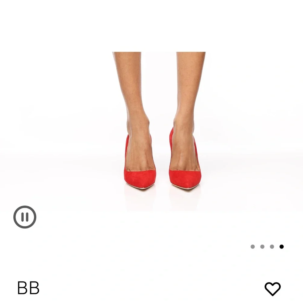 Manolo Blahnik BB Red Suede Pointed-Toe Stiletto Pumps - Picture 7 of 7